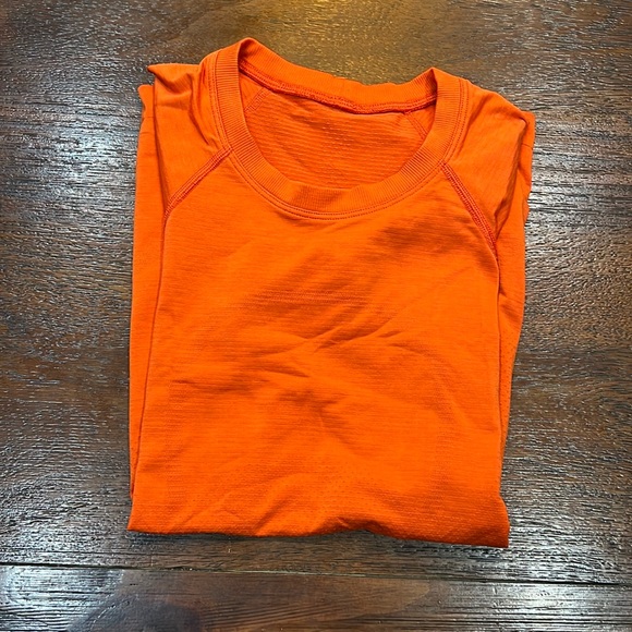 🍑🧡RARE! Orange Swiftly Tech Tee! Size 2! - full length, regular fit!🧡🍑 - Picture 2 of 8